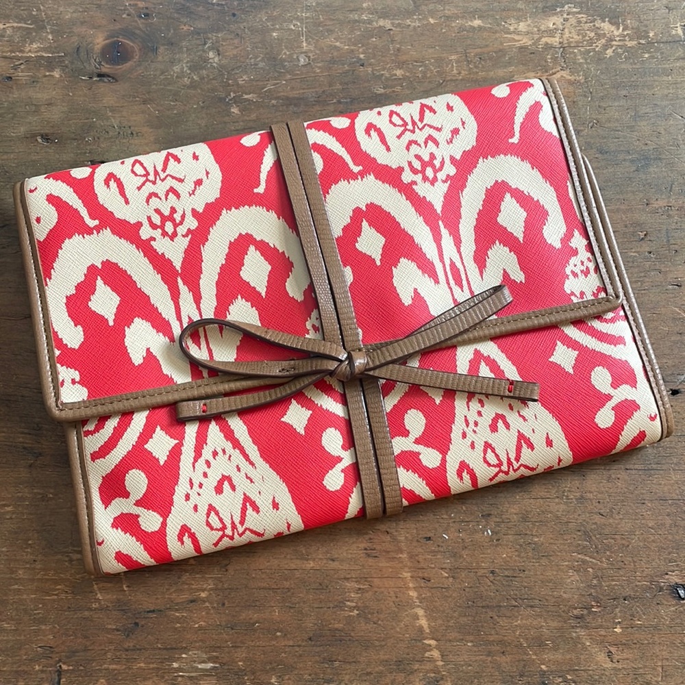 Stella and dot jewelry case